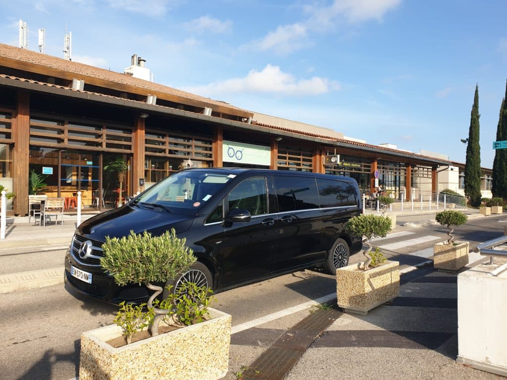 chauffeur privé vtc aéroport toulon hyères