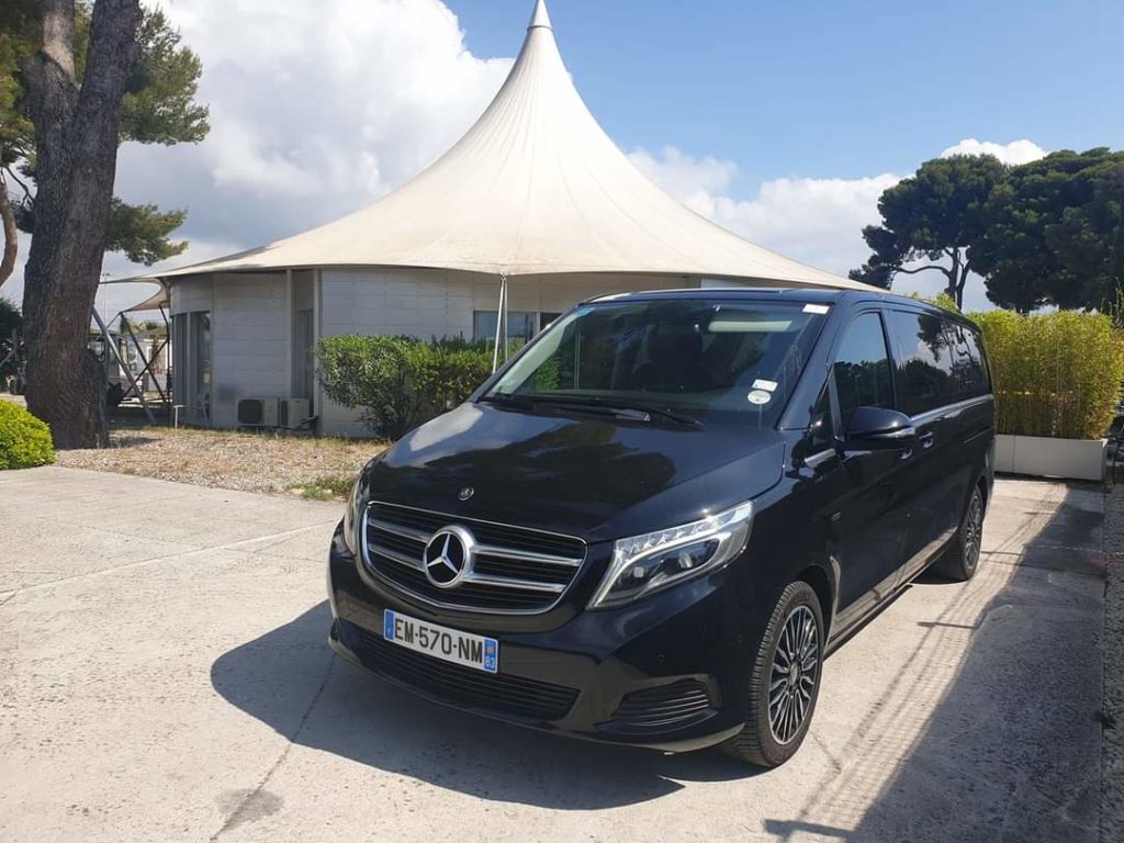 chauffeur privé aéroport signature flight terminal affaire toulon hyères