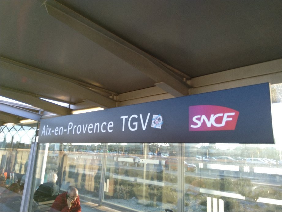 transfert gare sncf aix en provence chauffeur privé