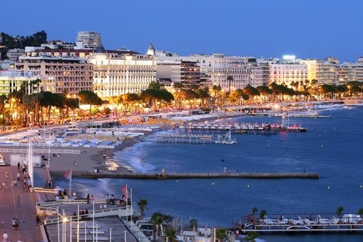 chauffeur privé vtc cannes taxi uber transfert festival