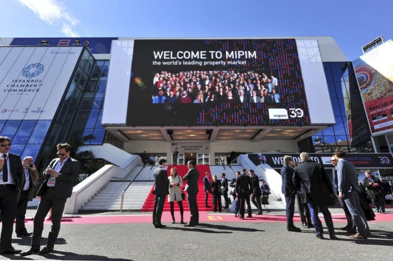 chauffeur voiture cannes mipin