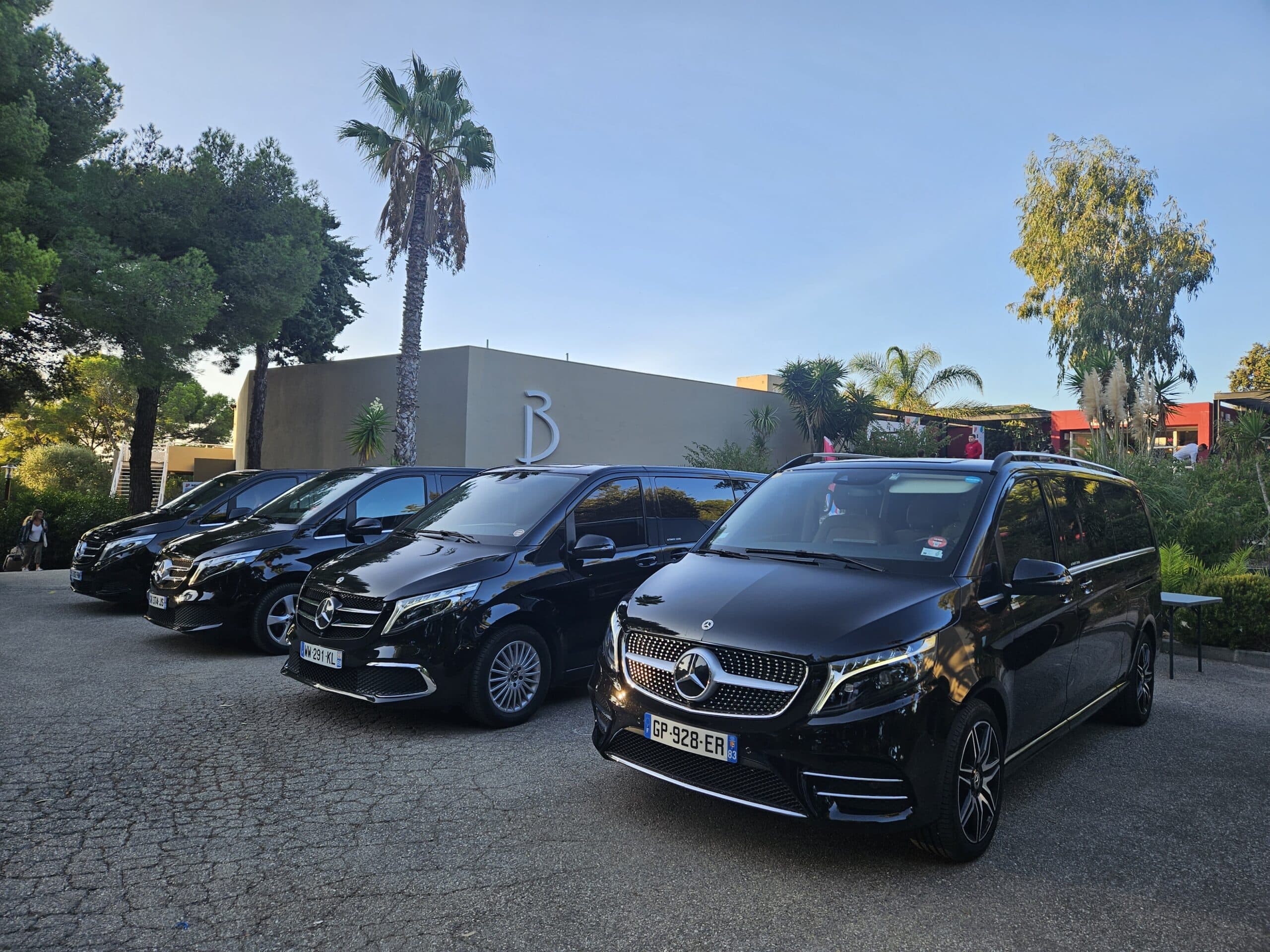 chauffeur privé vtc toulon private driver 83 transport taxi